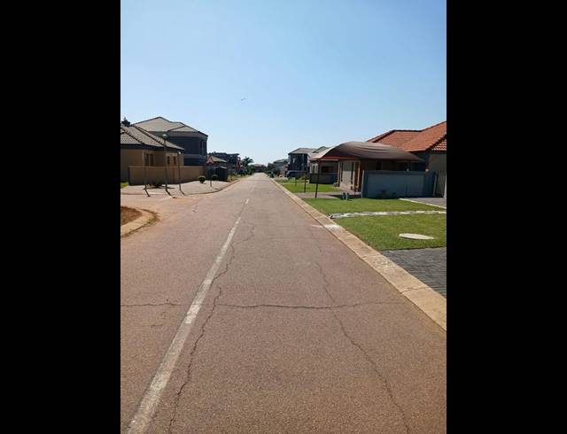 3 BEDROOM HOUSE FOR SALE IN THE ORCHARDS